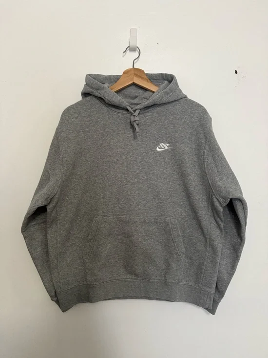 Nike Men's Grey Club Fleece Hoodie - Picture 1 of 5